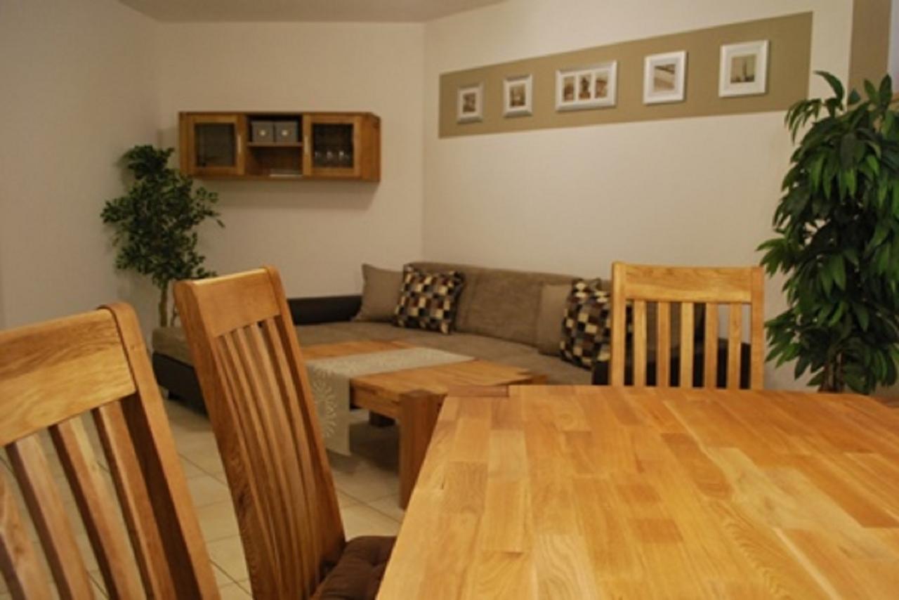 Kolitzheim Ferienwohnung Am Mainradweg - Beuerlein Martin מראה חיצוני תמונה